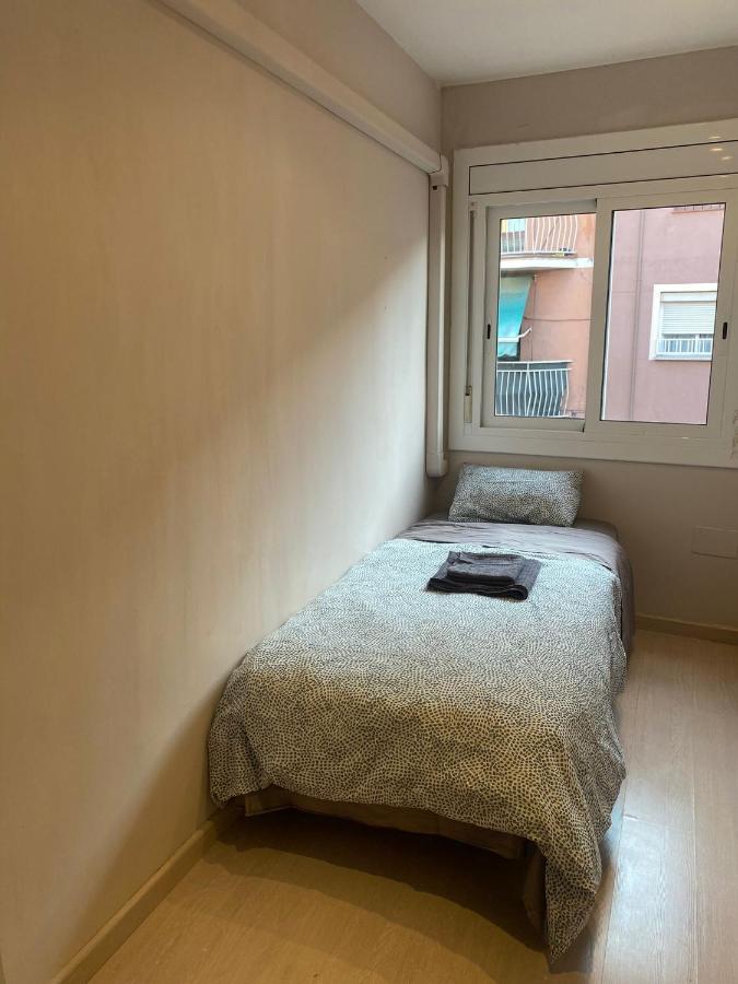 Cozy Apartment At A Great Location! 오스피탈레트 데 요브레가트 외부 사진